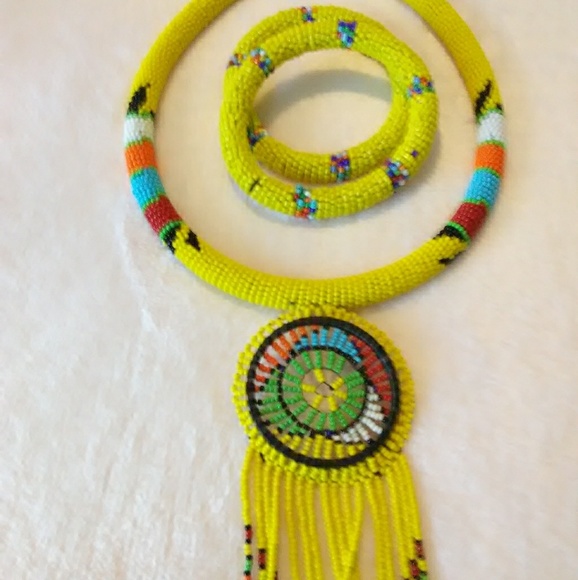 African Necklace/Accessories. - Picture 1 of 1